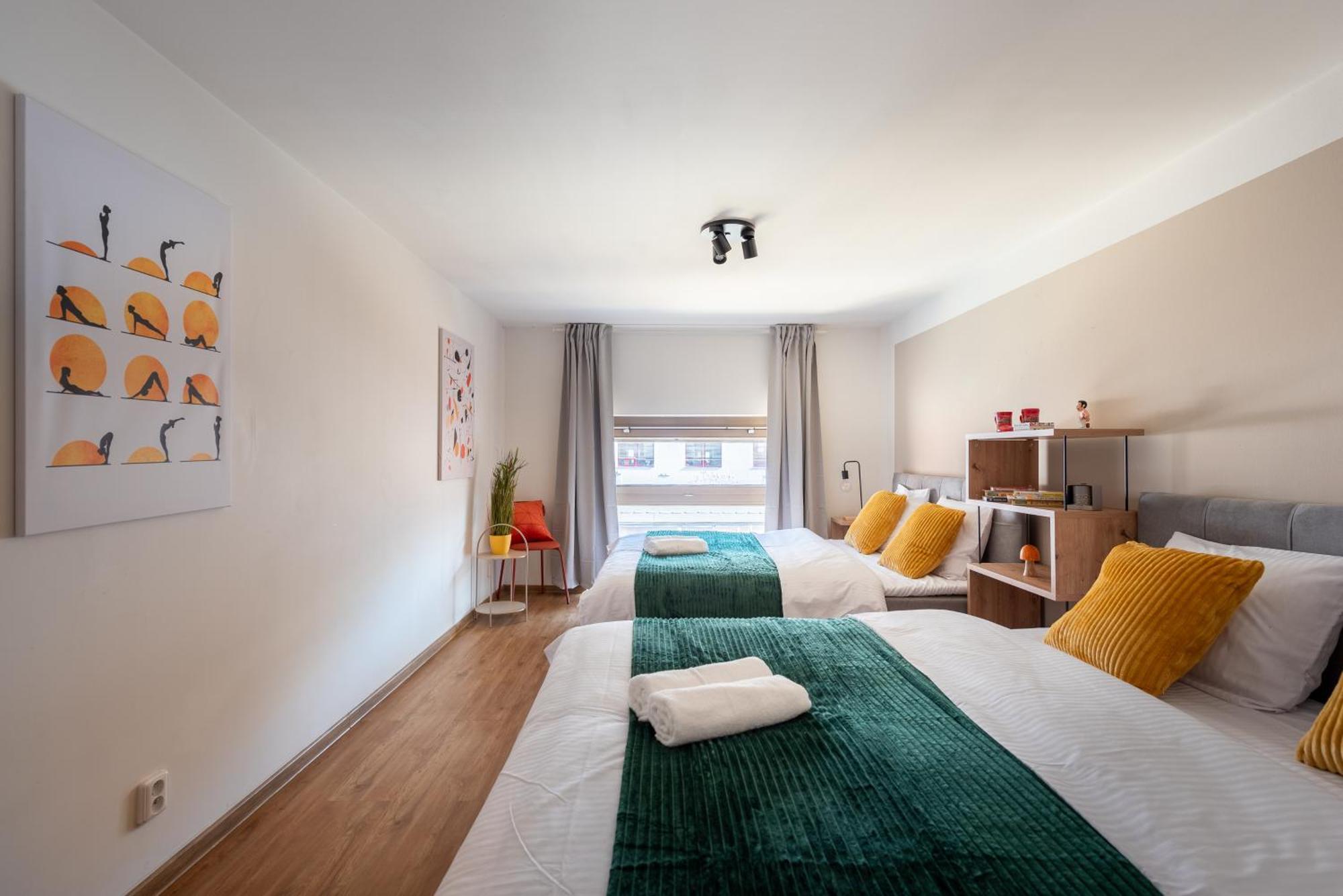 Spacious Apartments Near Karlin Square Praga Exterior foto