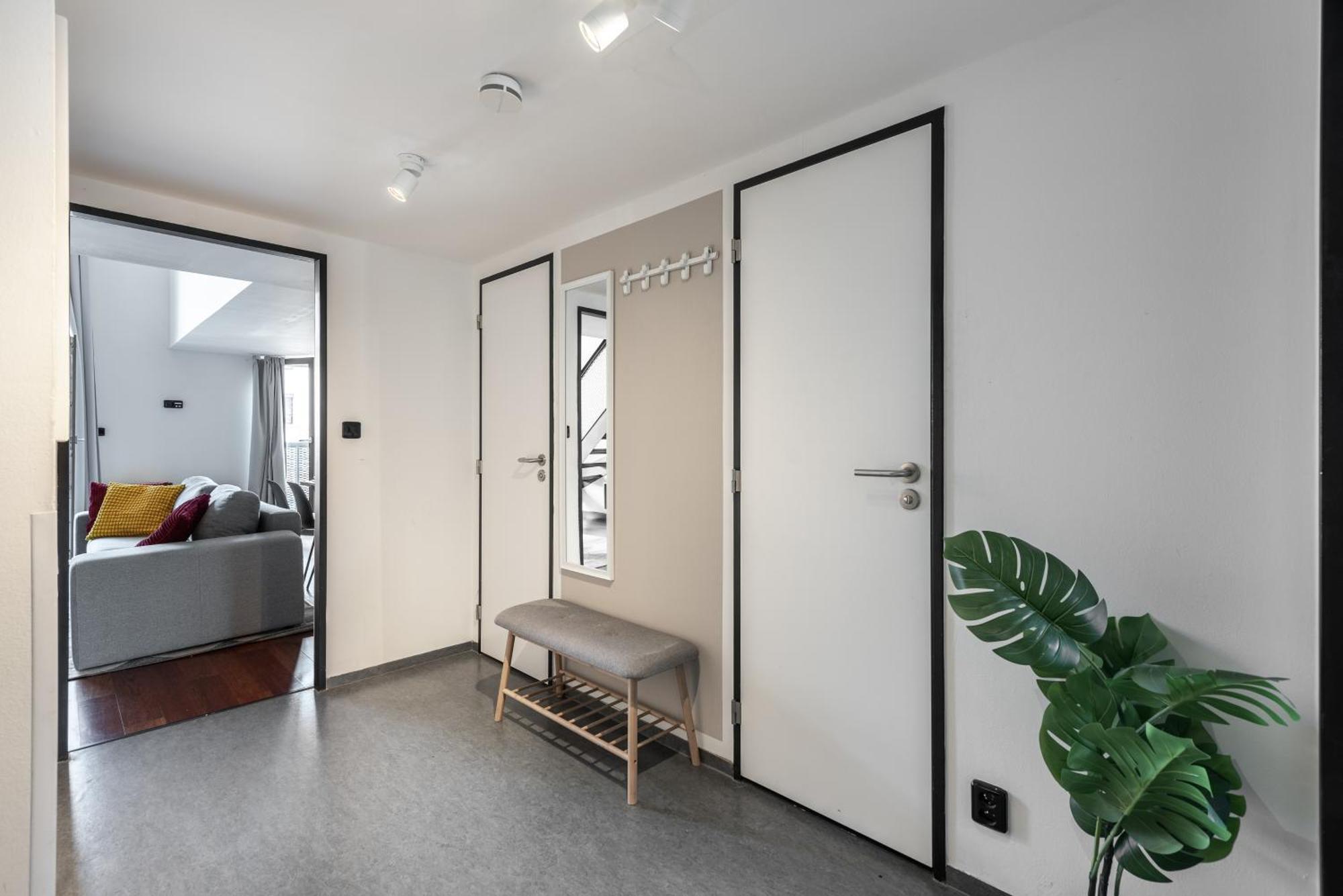 Spacious Apartments Near Karlin Square Praga Exterior foto