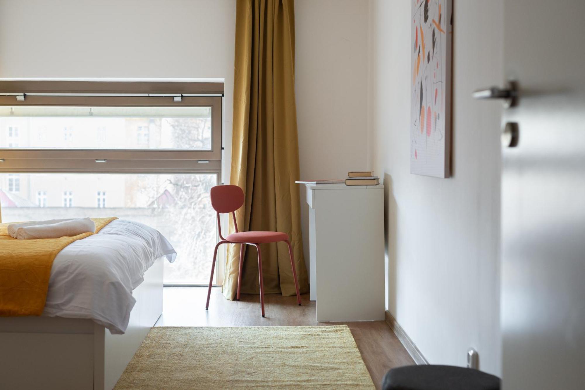 Spacious Apartments Near Karlin Square Praga Exterior foto